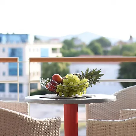 公寓 Luxury Two Bedroom 扎达尔