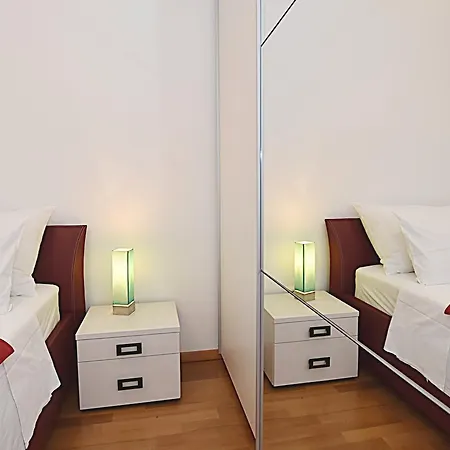 Luxury Two Bedroom 公寓 扎达尔