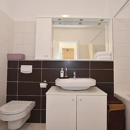 Luxury Two Bedroom 公寓 扎达尔
