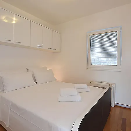 Luxury Two Bedroom 公寓 扎达尔