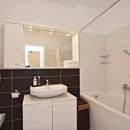 Luxury Two Bedroom * 扎达尔